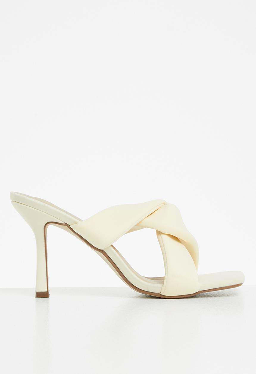 Missguided - Knot square toe heeled sandal - cream