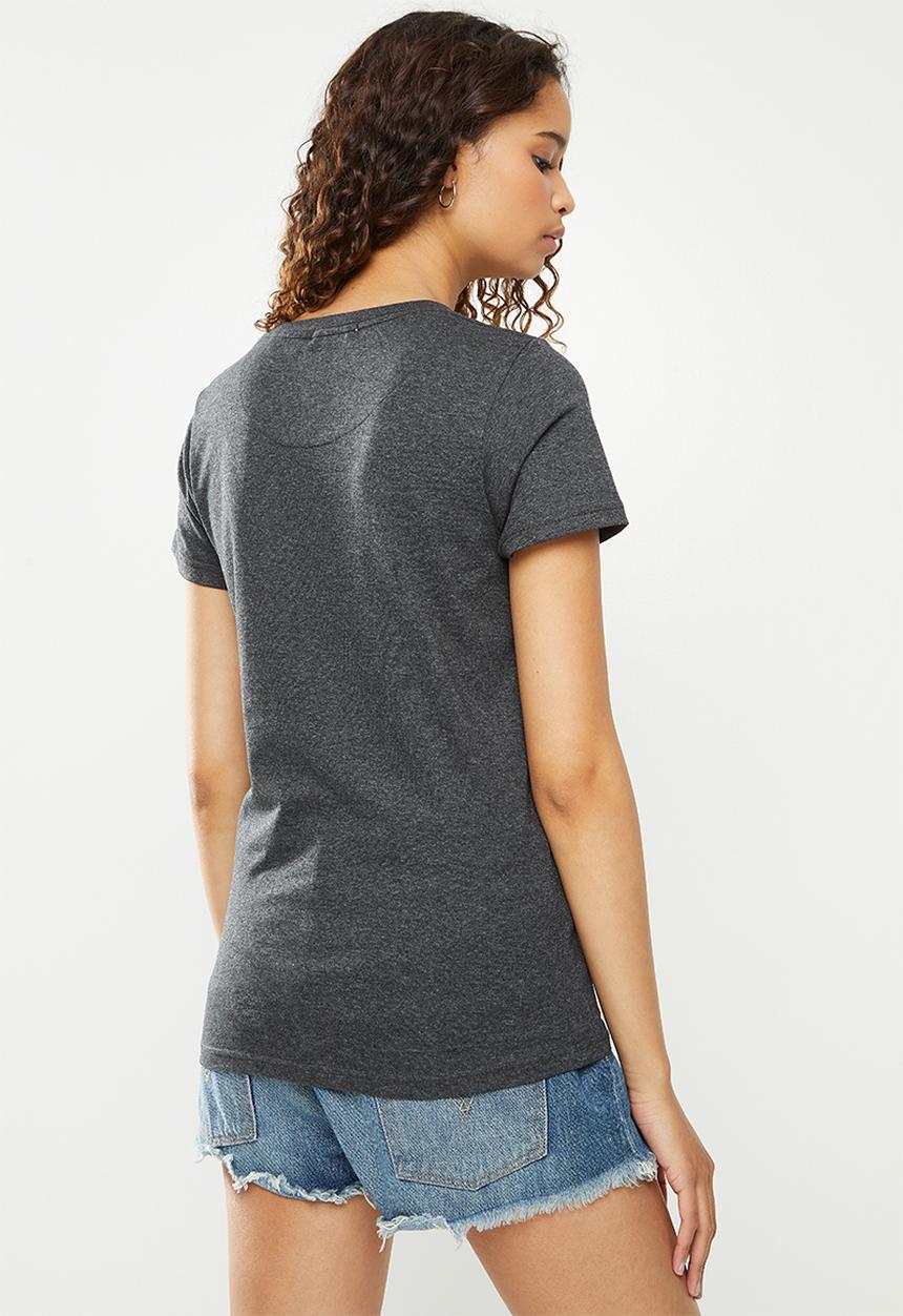 Lizzy - Aileen basic tee - charcoal