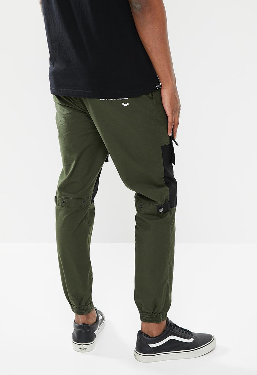 S.P.C.C - Kato regular fit elasticated, cargo woven joggers - green