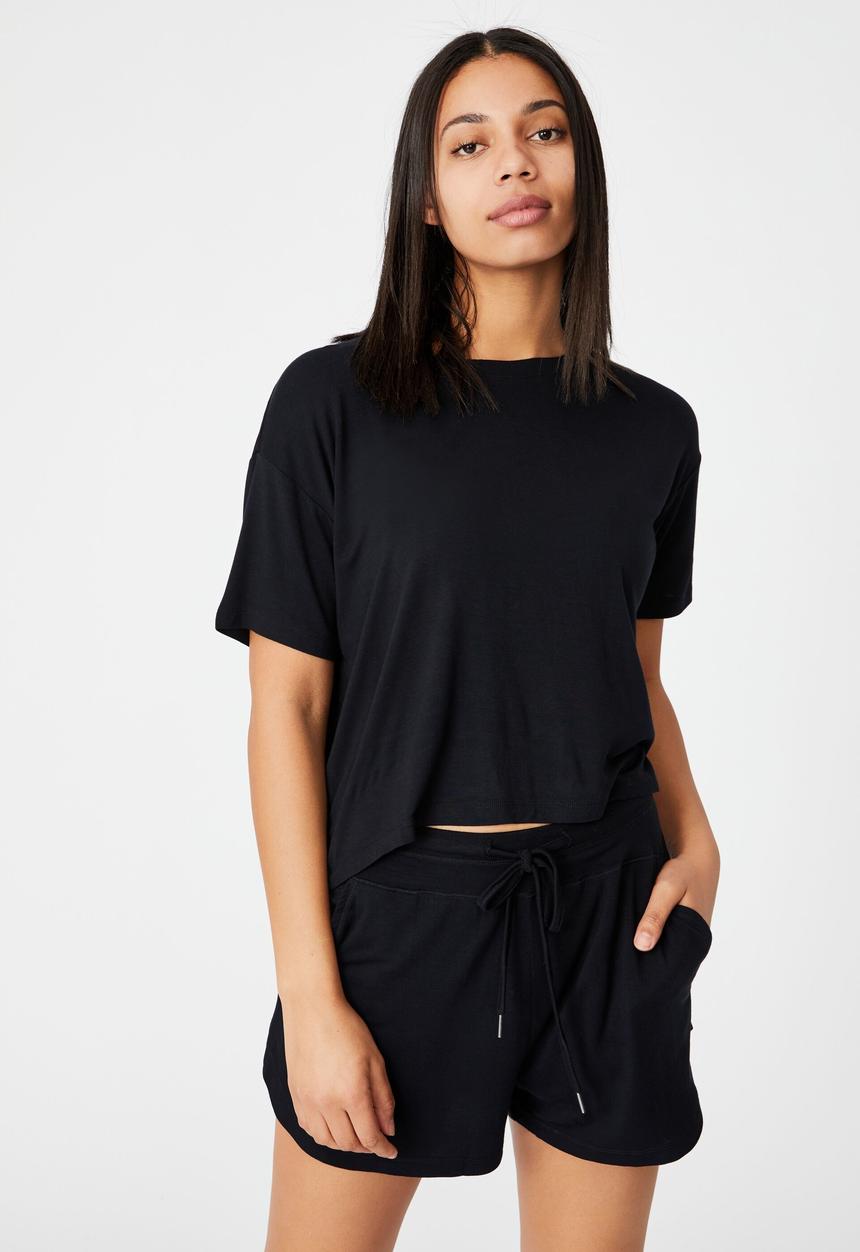 Cotton On - Sleep recovery pocket short - black