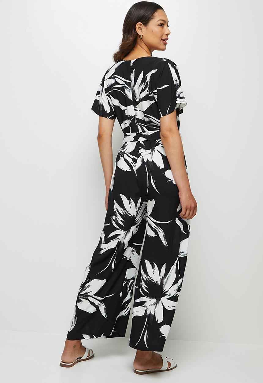 edit - Wide leg notch neck jumpsuit - black & white
