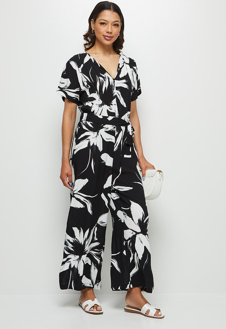 edit - Wide leg notch neck jumpsuit - black & white