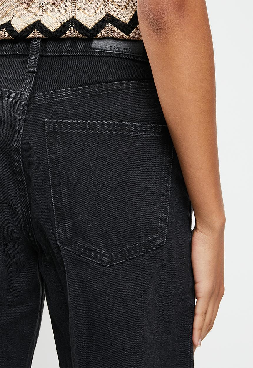 MANGO - Bermuda shorts ariadna - black