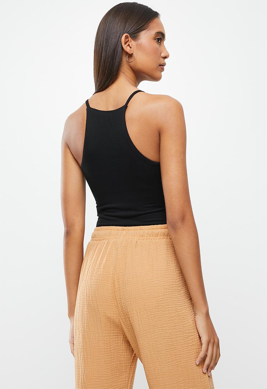 Me&B - Spaghetti binding cami - black