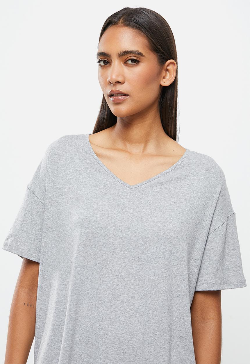 Superbalist - Sleeve v-neck tee and shorts set - light grey melange
