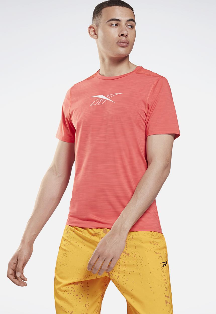 Reebok - Workout Ready Activchill T-Shirt - cherry