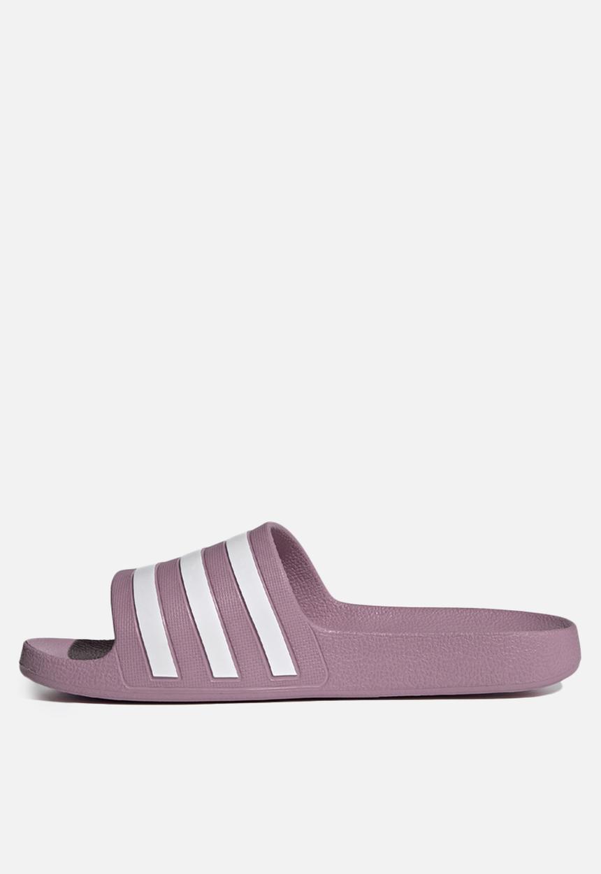 adidas Originals - Adilette aqua - cherry met./ftwr white/cherry met.