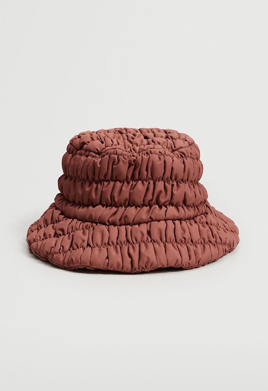 MANGO - Pleated bucket hat - coral red