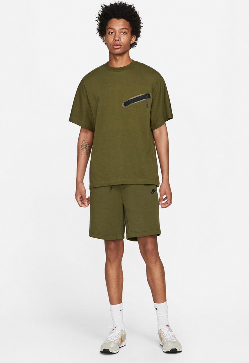 Nike - Nike sportswear tech fleece short - rough green