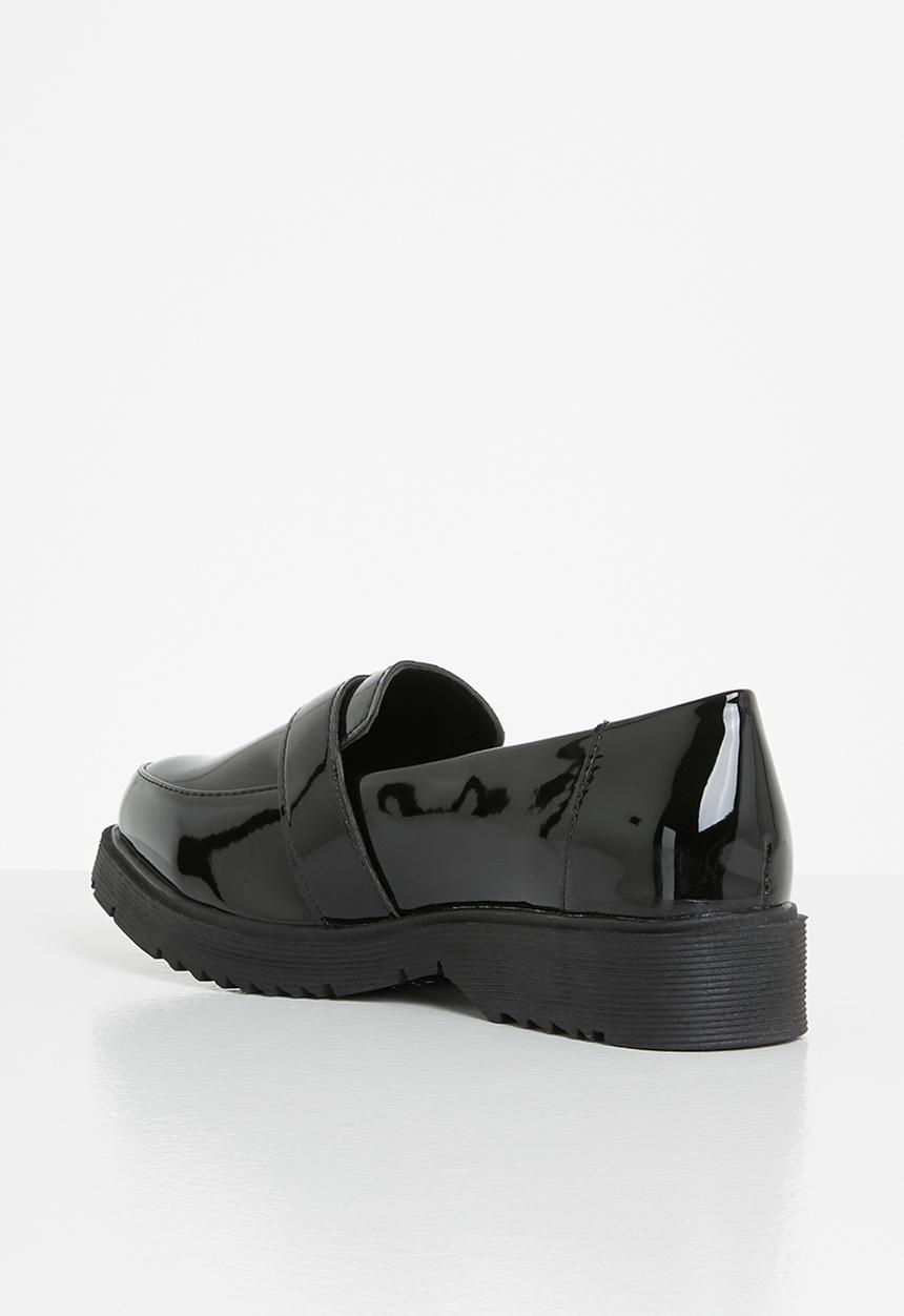 Madison® - Andrea lug sole loafer - black