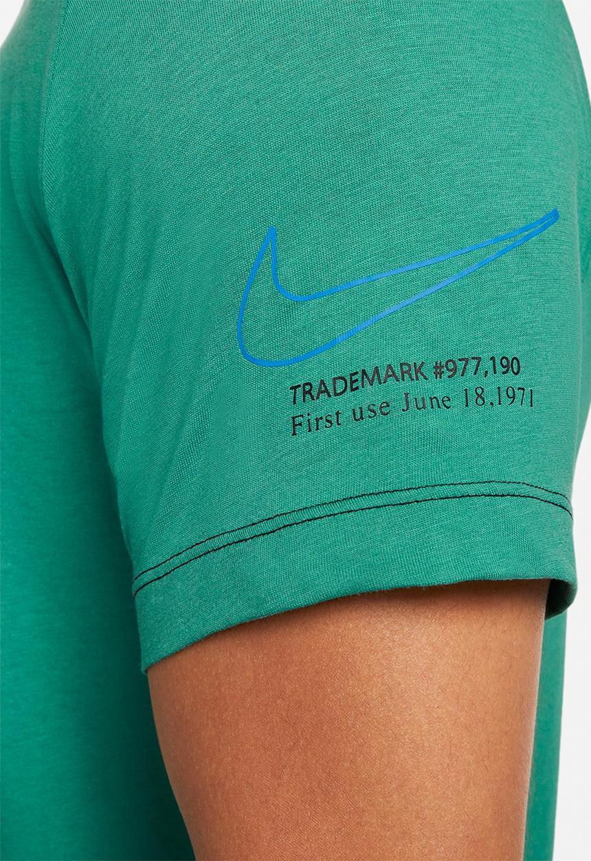 Nike - Nsw tee swoosh 50 lbr - green noise
