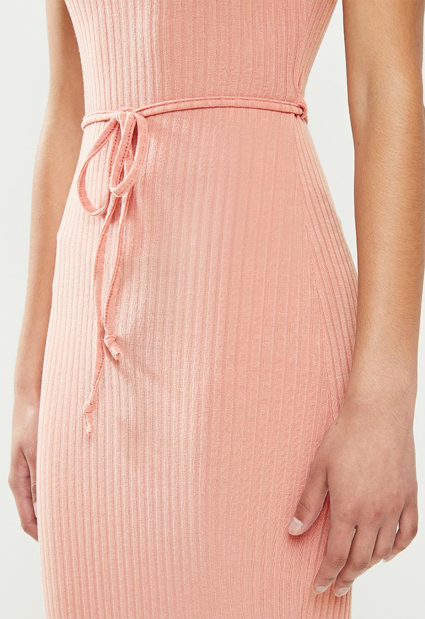 Missguided - Petite tie belt cami ribbed max dress - pink