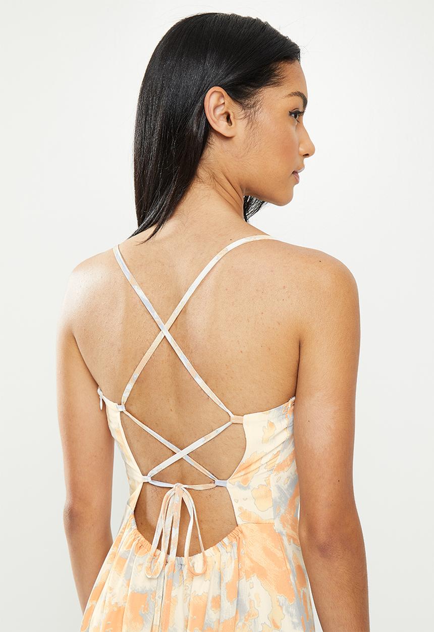 Missguided - Petite tie back cowl midaxi dress - white