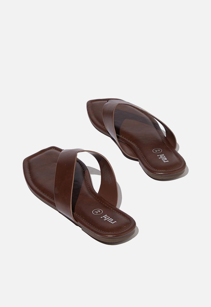 Cotton On - Everyday molly toe post sandal - chocolate pu