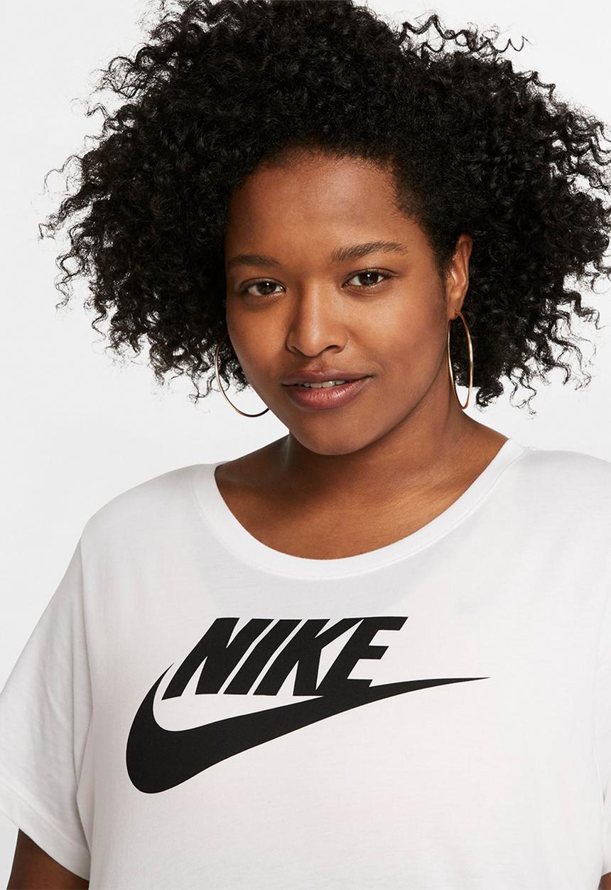 Nike - Plus nsw essential tee - white