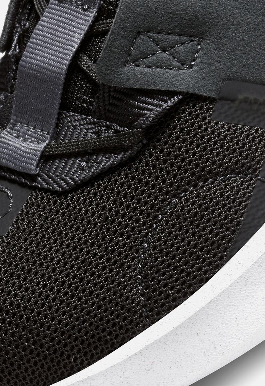 Nike - Nike crater impact - black