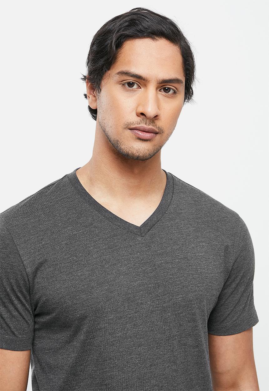 Giordano - Solid V-neck base tee - grey 