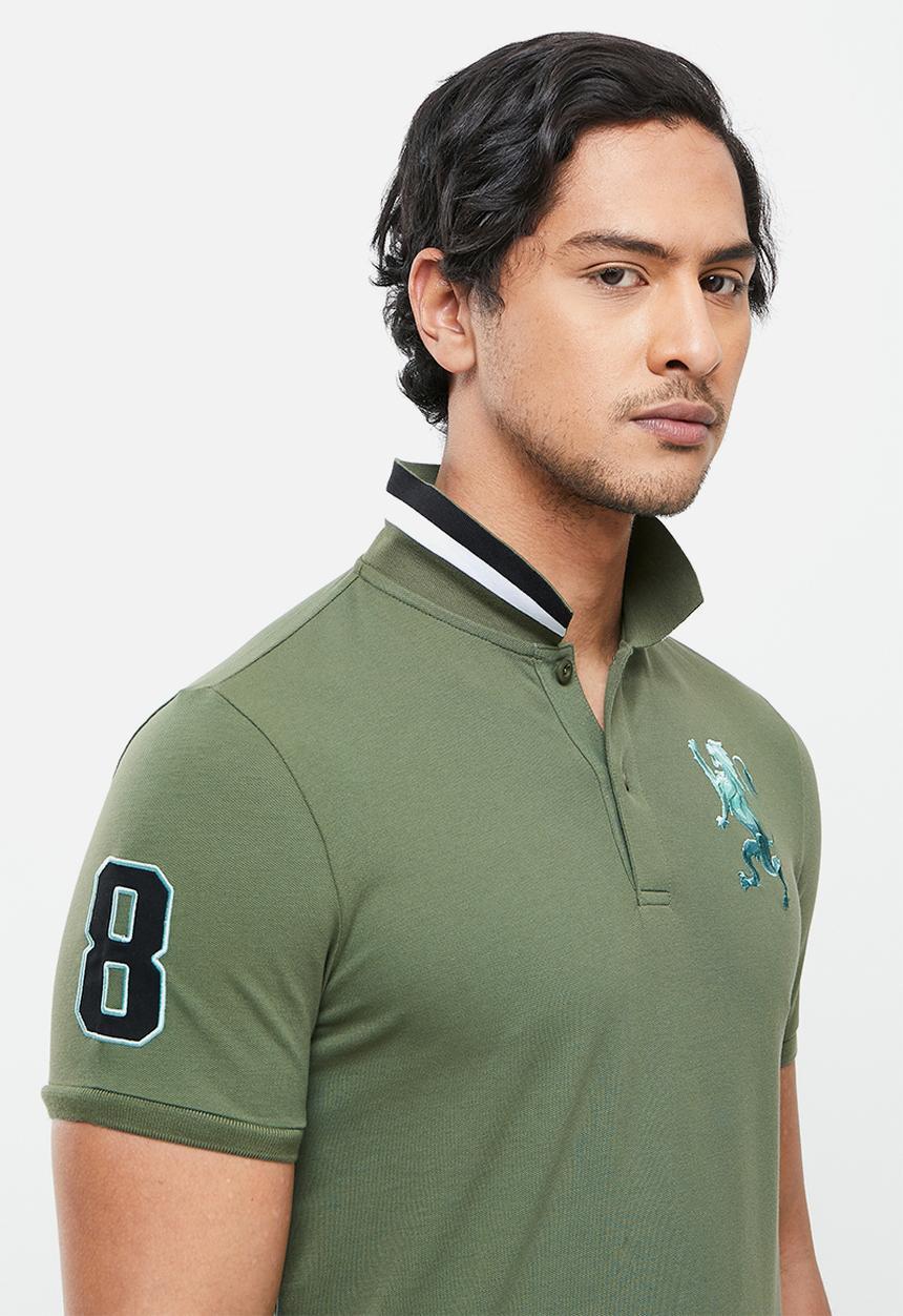 Giordano - 3d lion embriod golfer - green