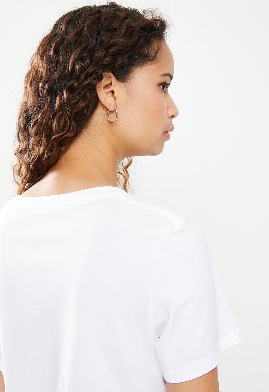 Converse - Center front nova classic tee - white
