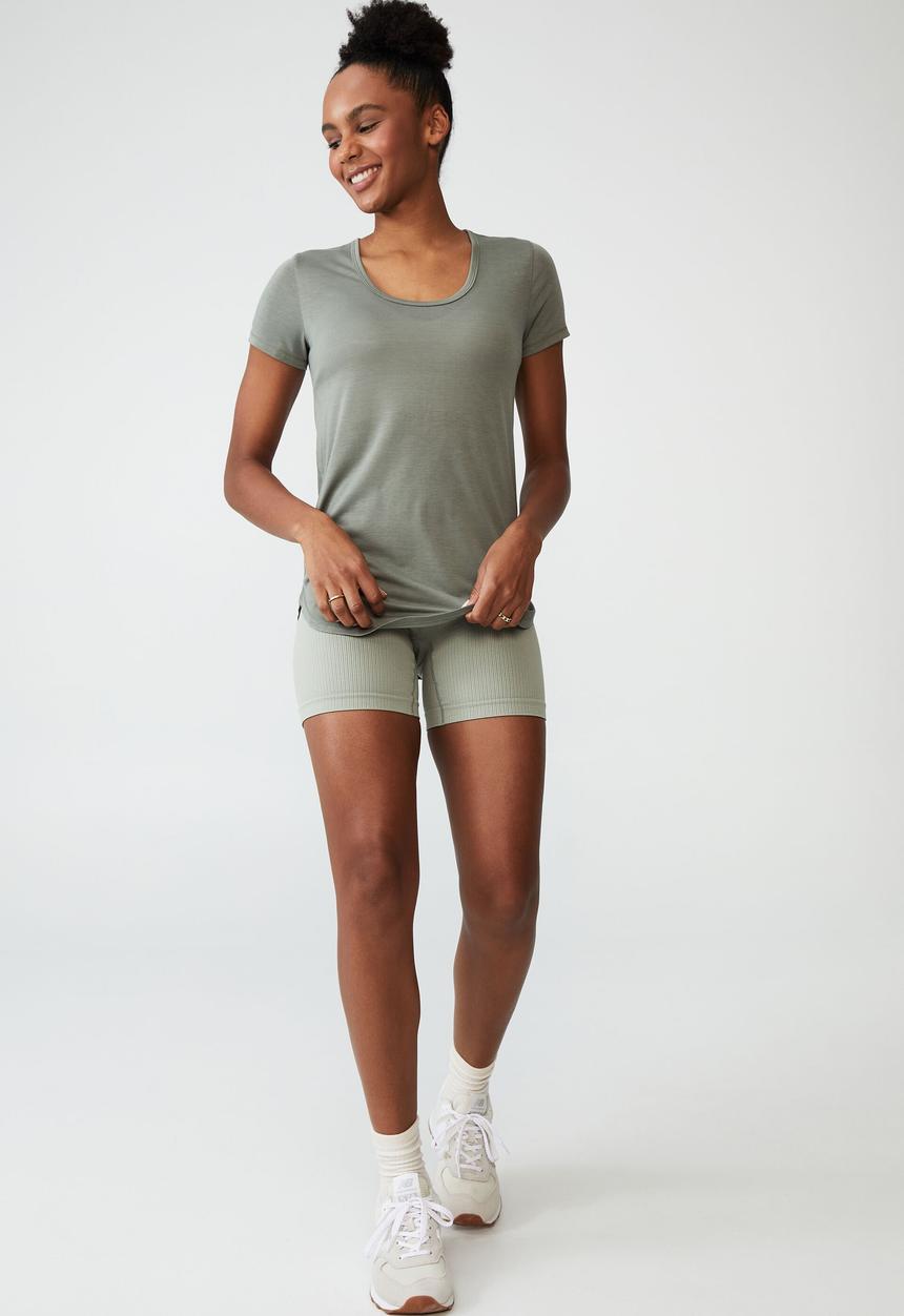 Cotton On - Gym t shirt - green haze