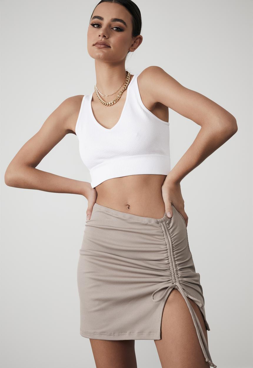 Factorie - Seamfree v neck tank - white