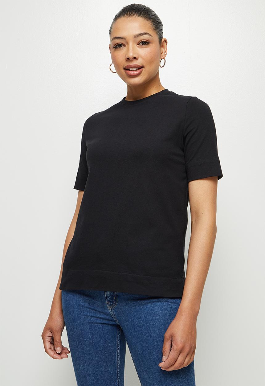 edit - Step hem cotton tee - black