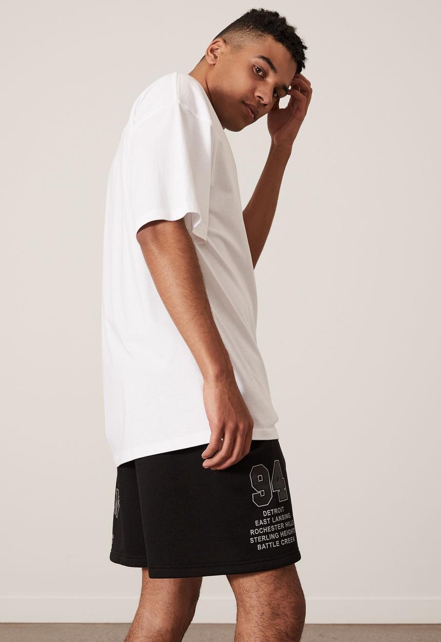 Factorie - Graphic track short - black & michigan