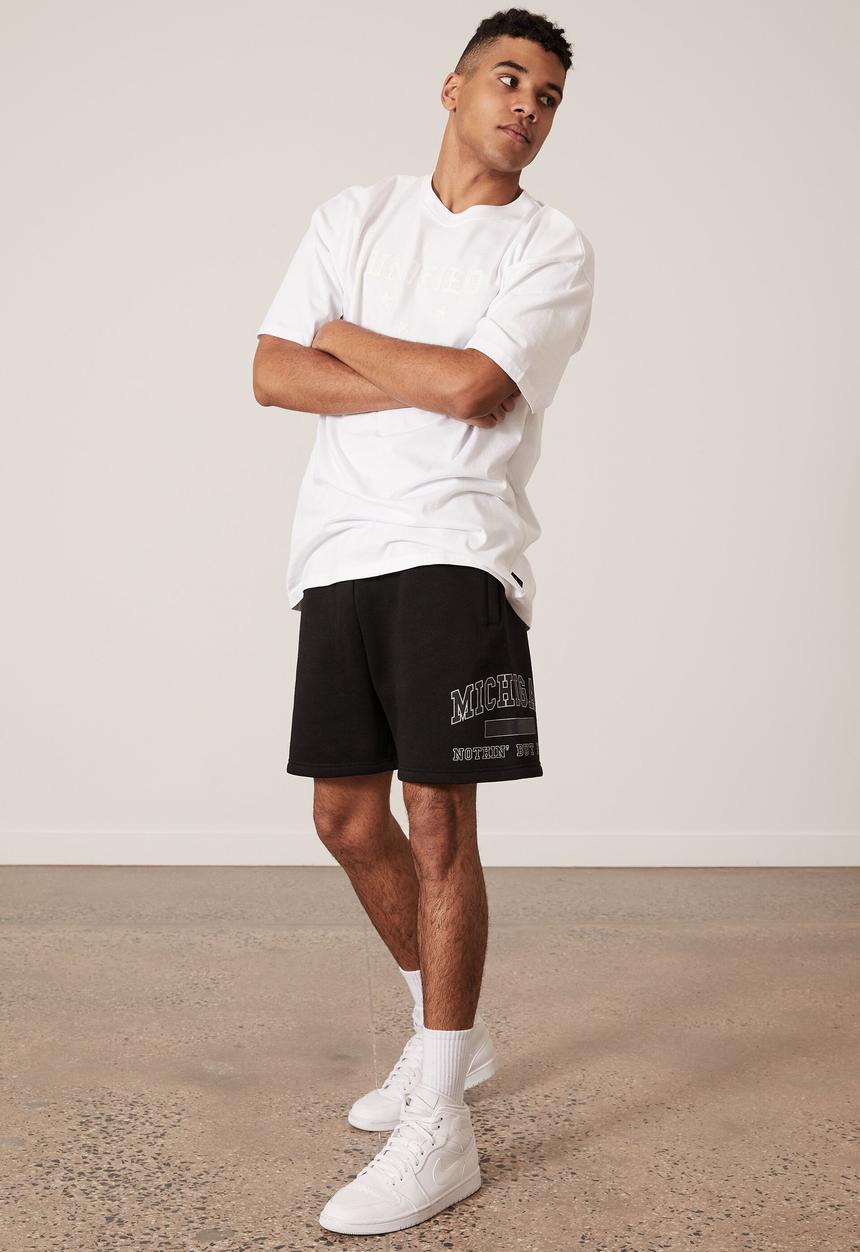 Factorie - Graphic track short - black & michigan