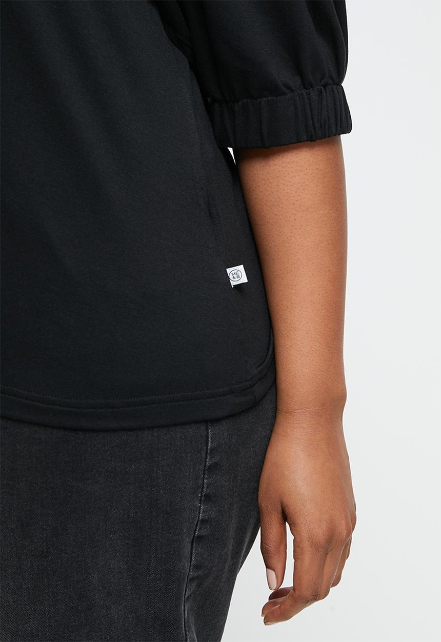 Me&B - Plus basic puff sleeve tee - black