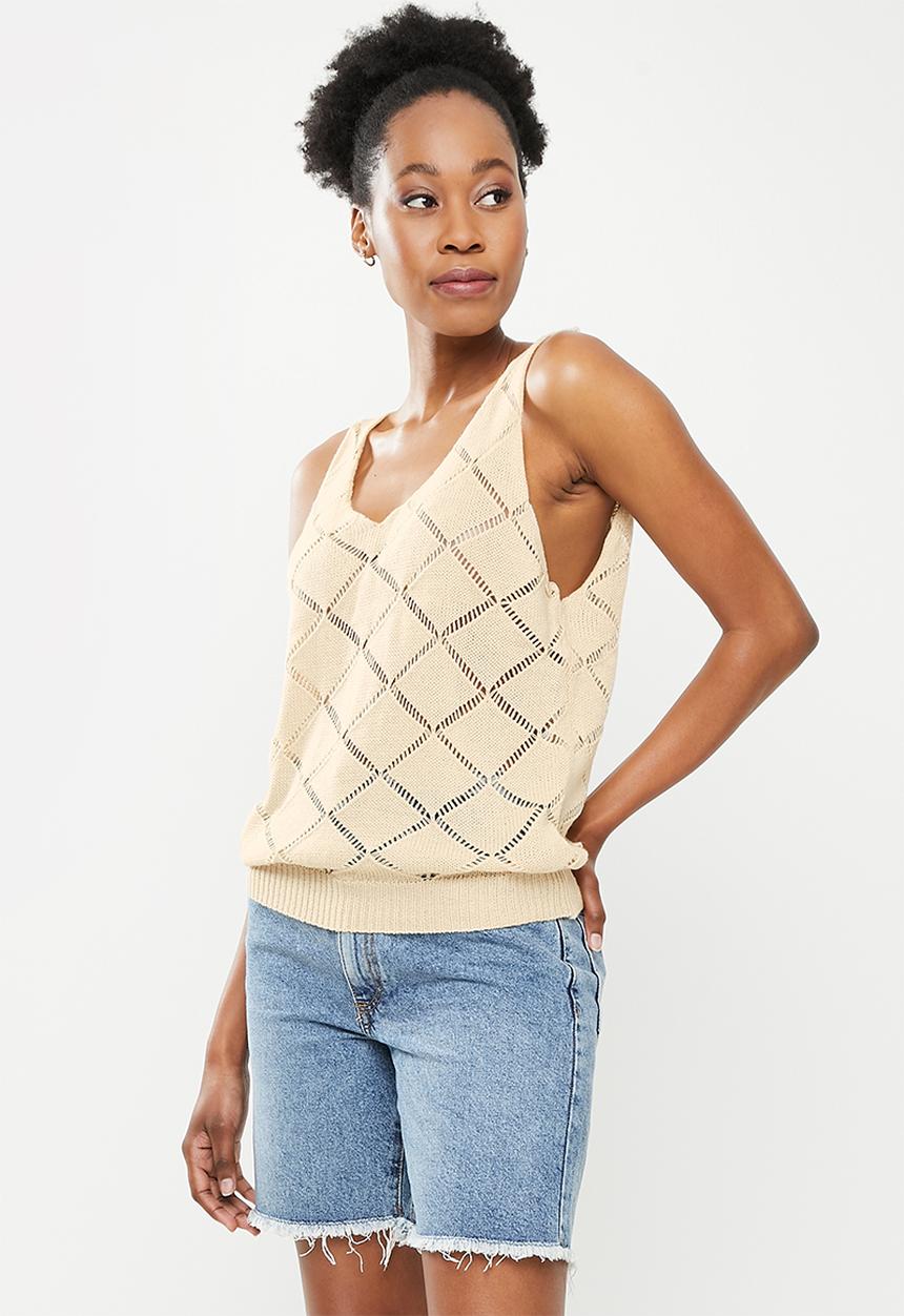 dailyfriday - Low v-neck cami - beige