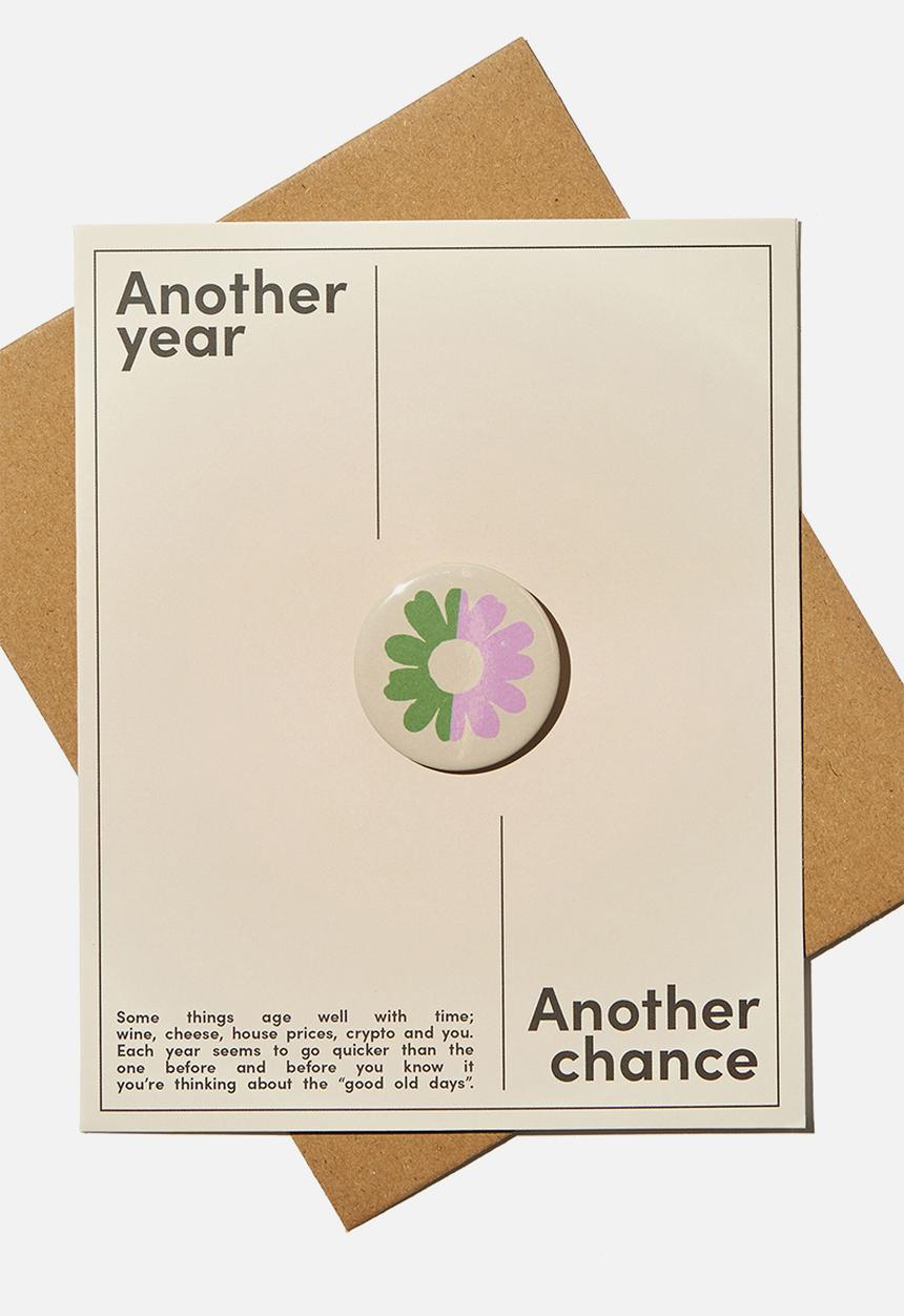 Typo - Premium badge card - another year daisy