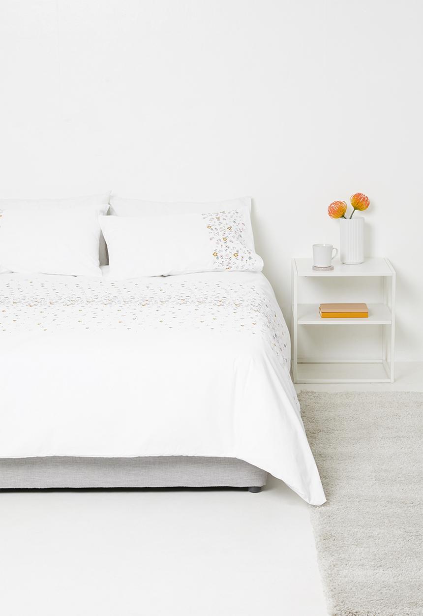 Sixth Floor - Ditsy floral embroidered duvet cover set - white