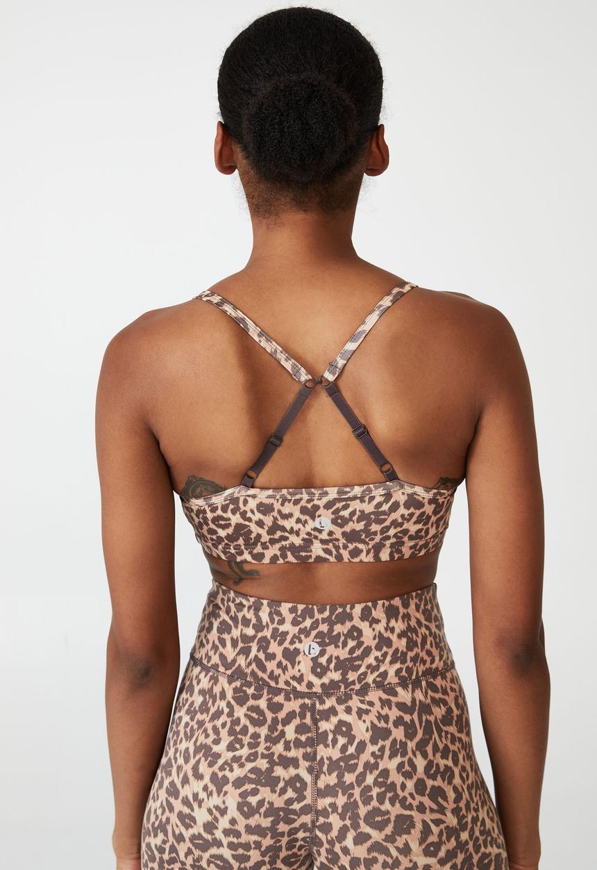 Cotton On - Lifestyle yoga crop - textured leopard