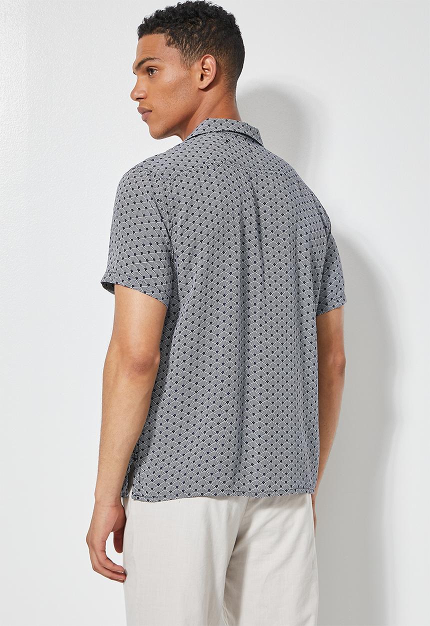 Superbalist - Regular fit pattern short sleeve shirt - navy