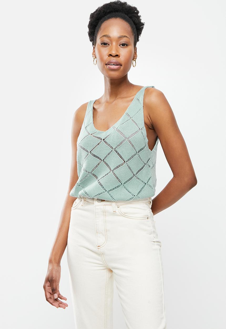 dailyfriday - Low v-neck cami - granite