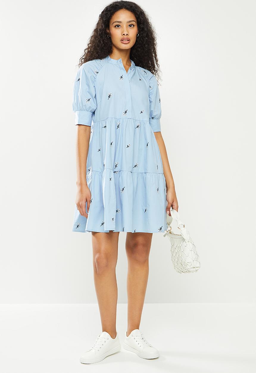 Vero Moda - Cora 2/4 short embroidered dress - blue fog