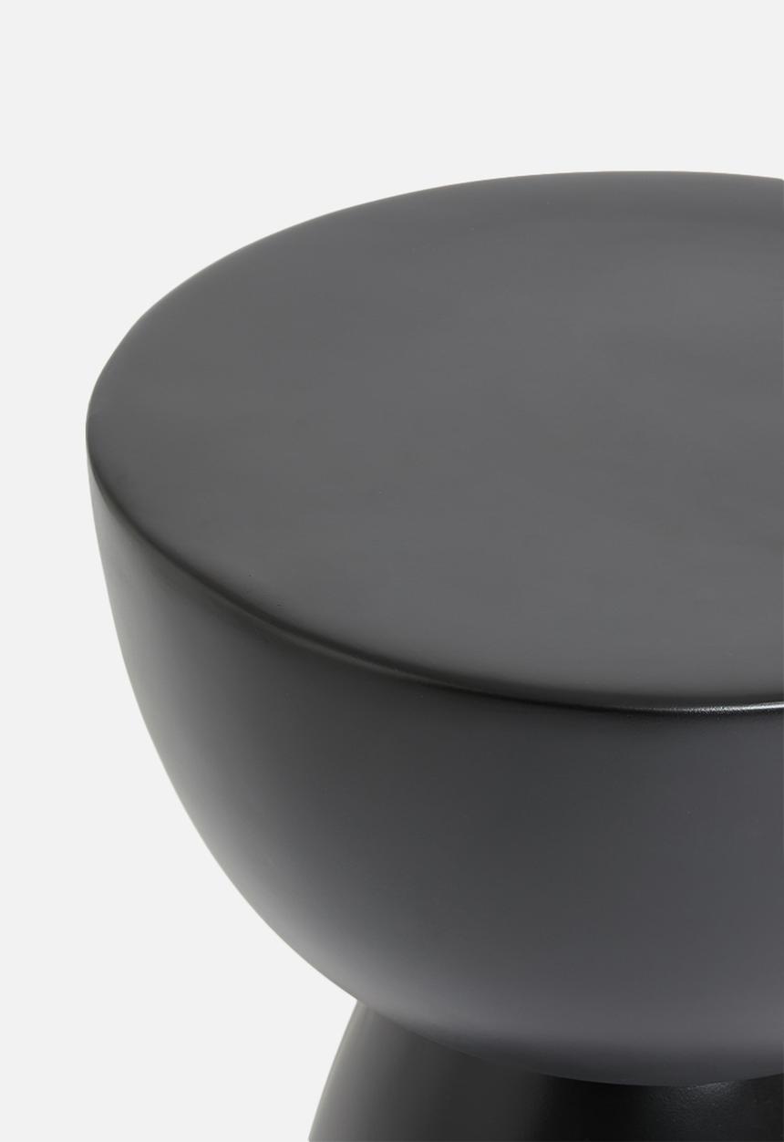 Sixth Floor - Fern outdoor side table - black