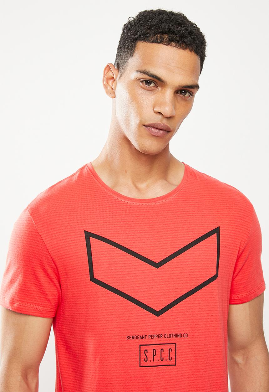 S.P.C.C - Arquette regular fit side slit straight hem tee - red
