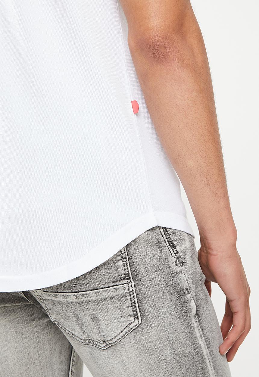 S.P.C.C - Palermo regular fit scooped hem tee - white