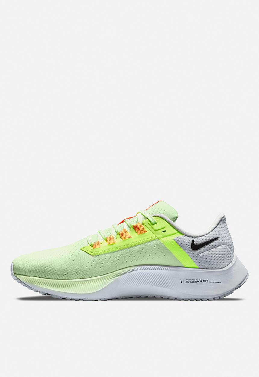 Nike - Air Zoom Pegasus 38 - barely volt/black-volt-photon dust