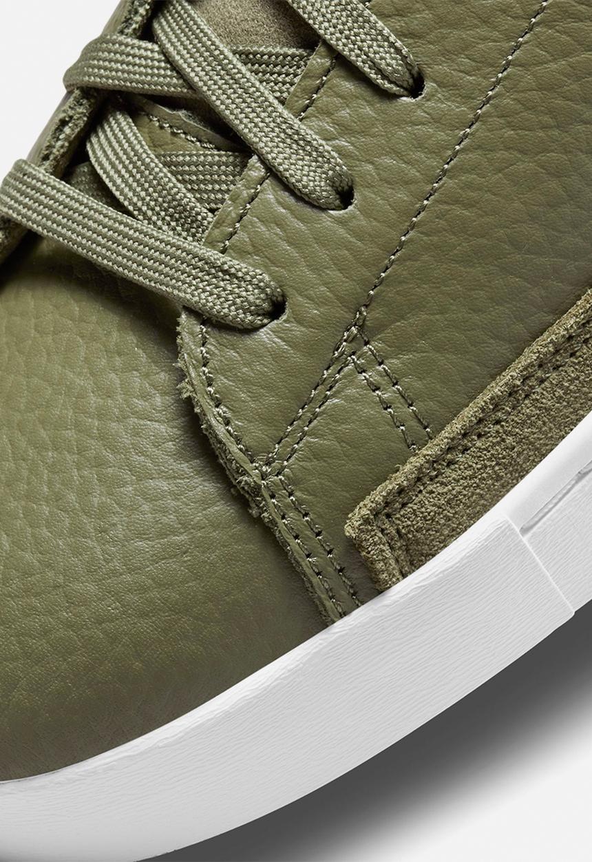 Nike - Blazer low x - medium olive/sail-white-white