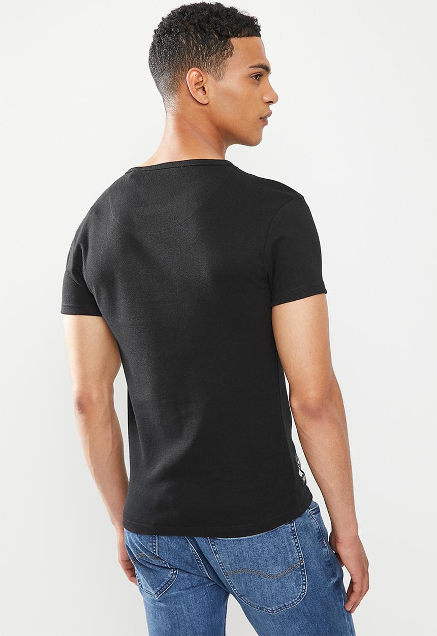 S.P.C.C - Slimline fit straight hem tee - black
