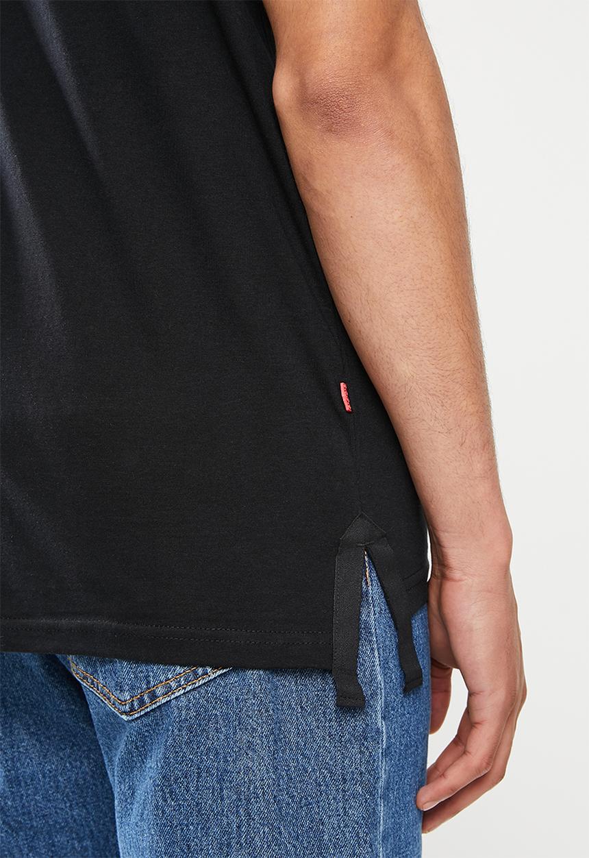 S.P.C.C - Frost regular fit stepped hem tee - black
