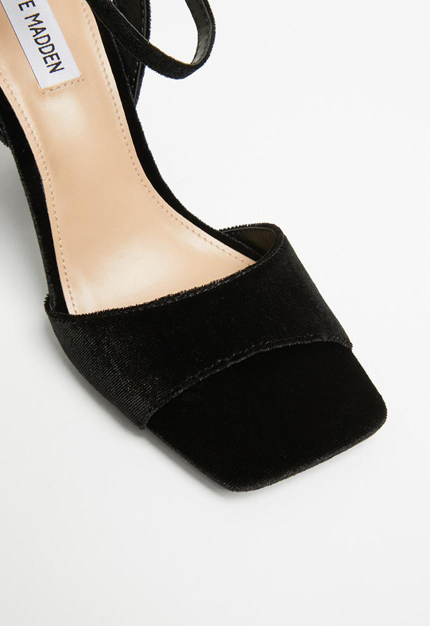 Steve Madden - Lakelyn heel - black 