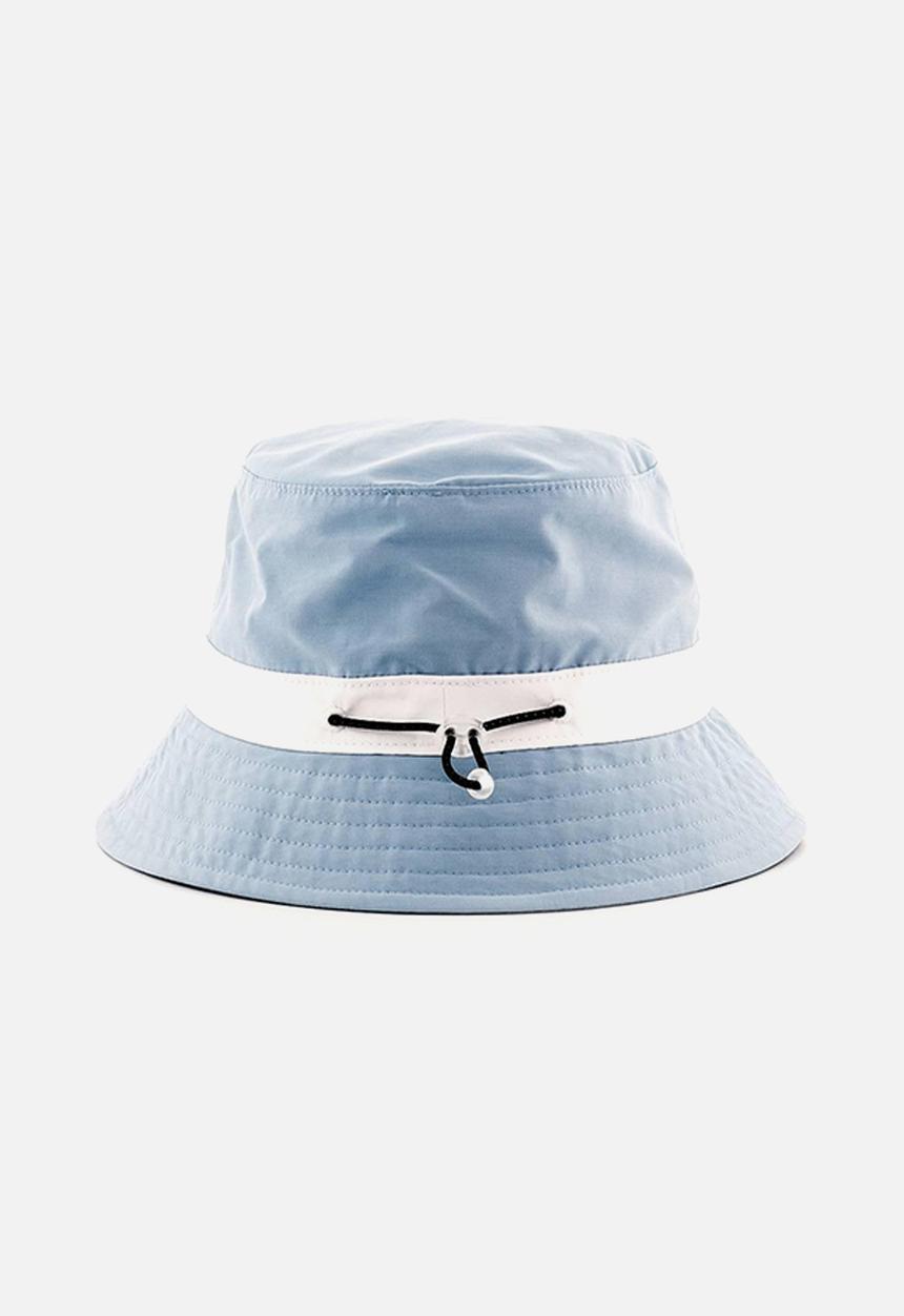 Levi’s® - Seasonal bucket hat 12 - pale blue