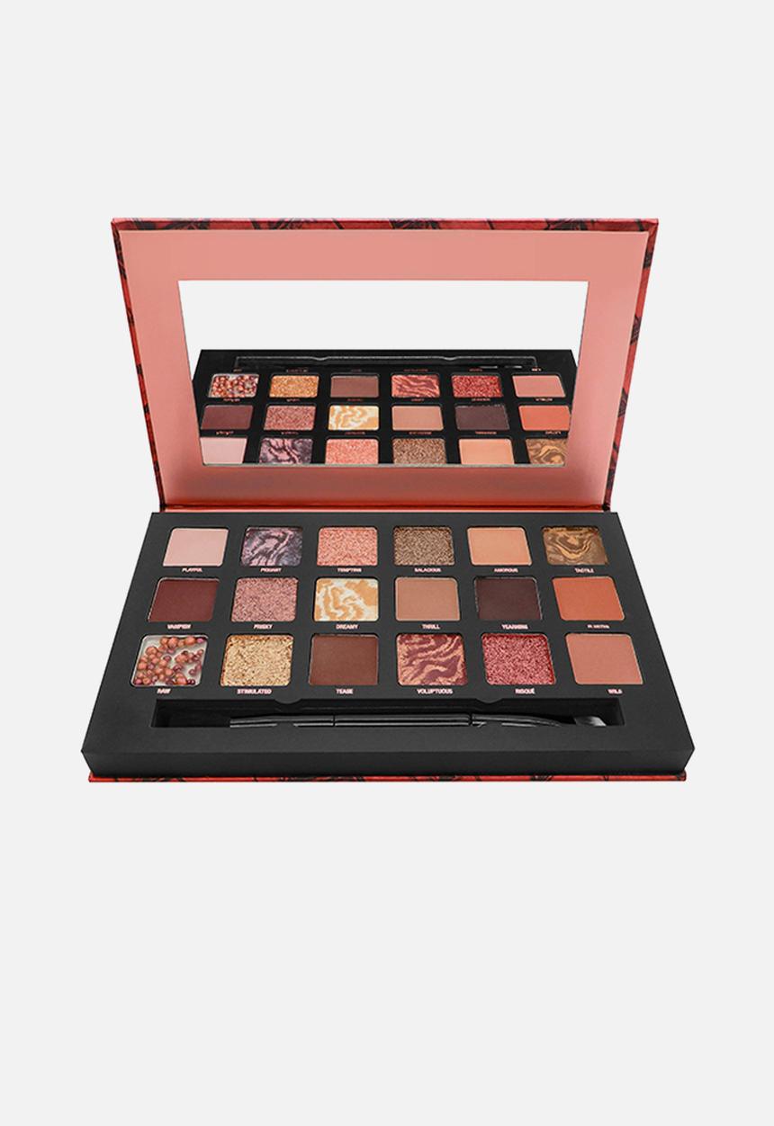 W7 Cosmetics - RACY Pressed Pigment Palette