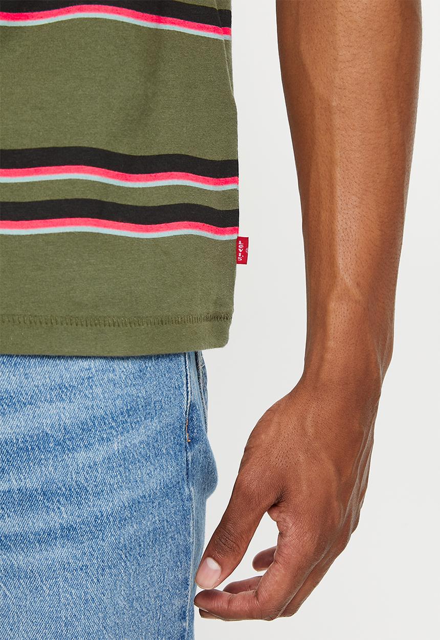 Levi’s® - Red tab vintage tee isa wave - dusty olive