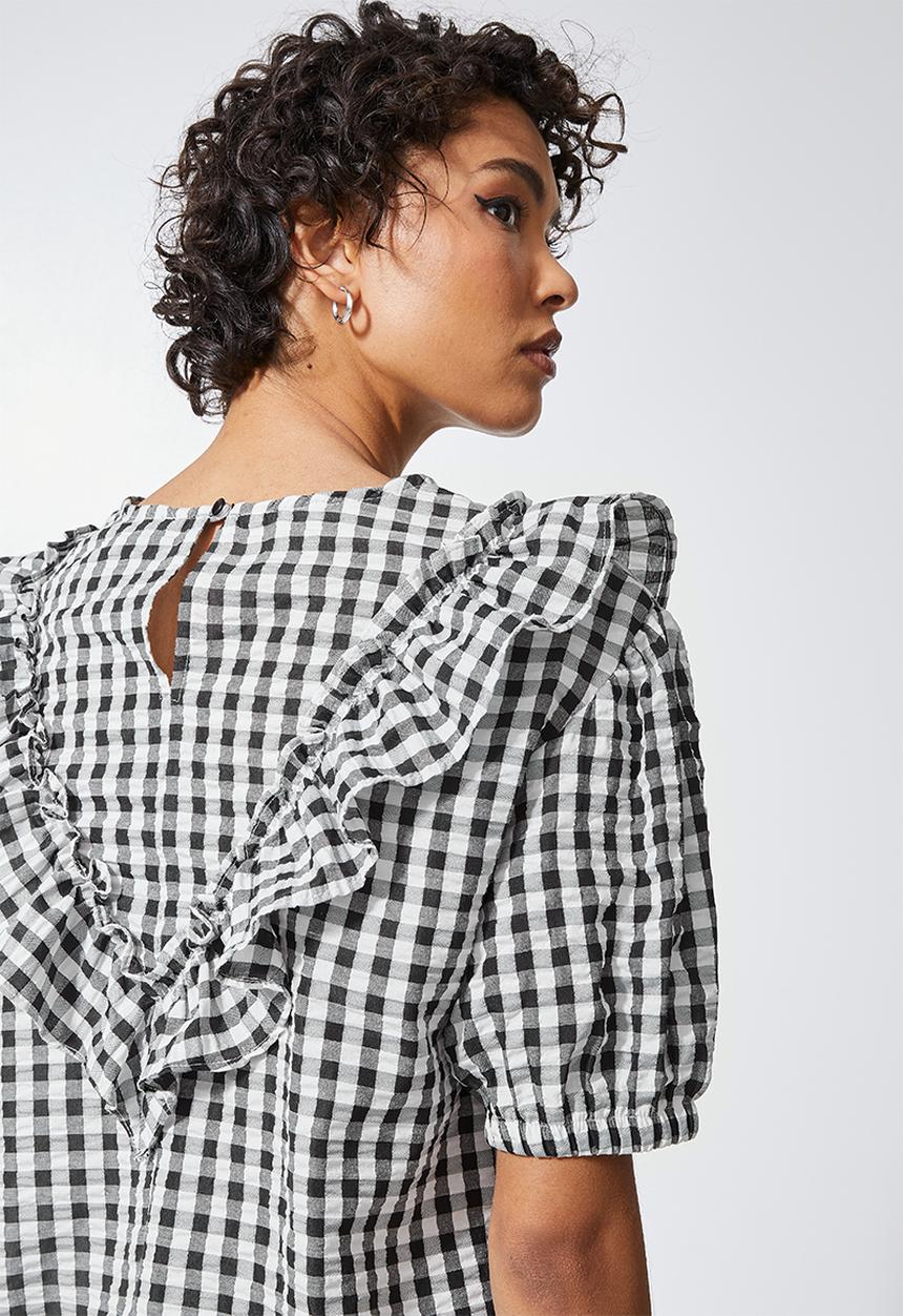 Superbalist - Gingham ruffle blouse - black & white