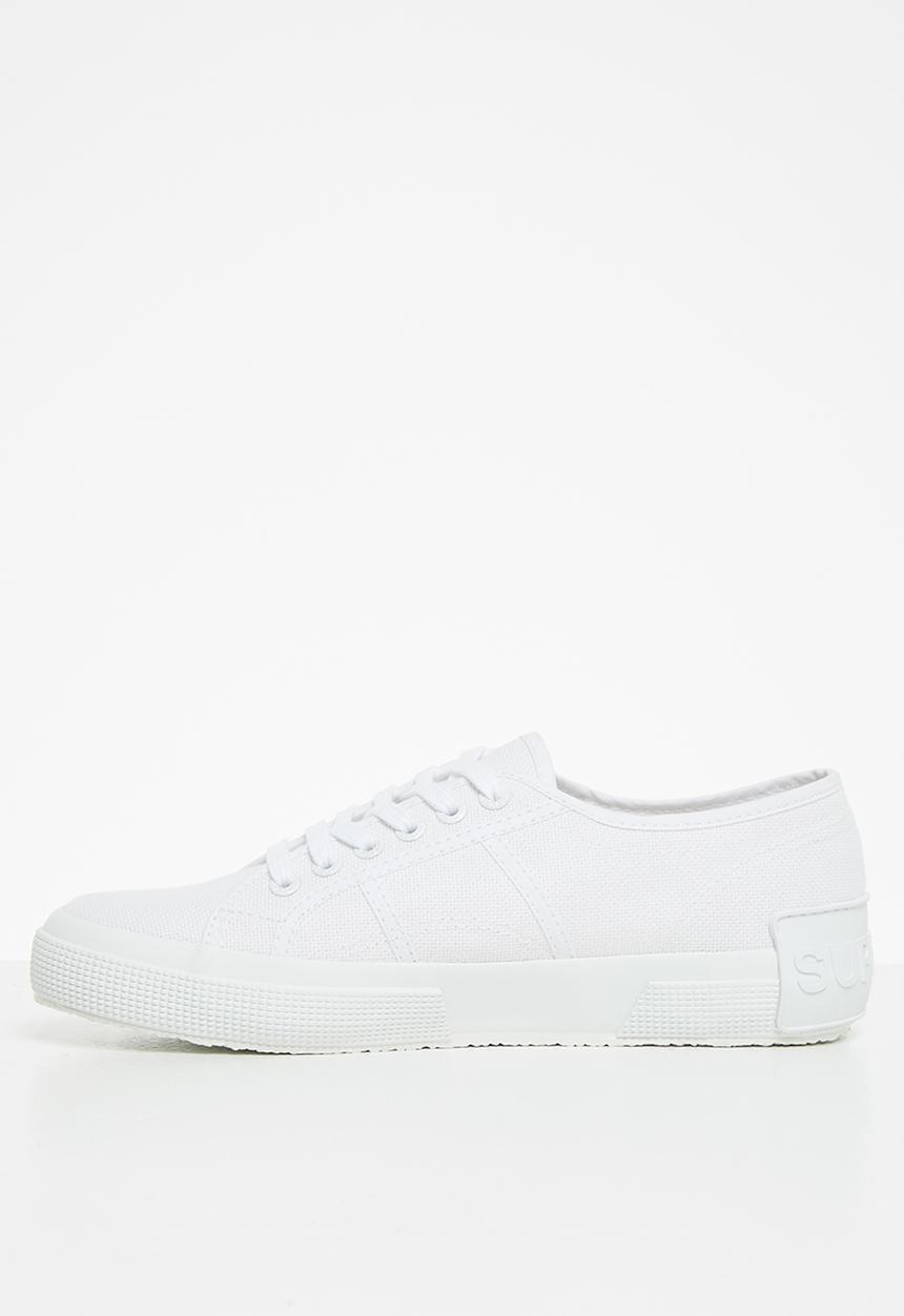 SUPERGA - 2750 loud 2750 big rubber patch - c42 total white