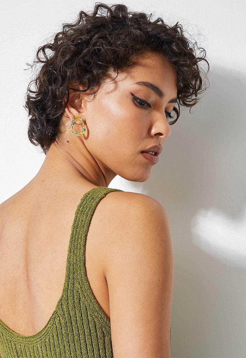Superbalist - Resin hoop earrings - yellow & blue 